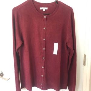 Croft&Barrow cardigan. Never worn.Woman size M